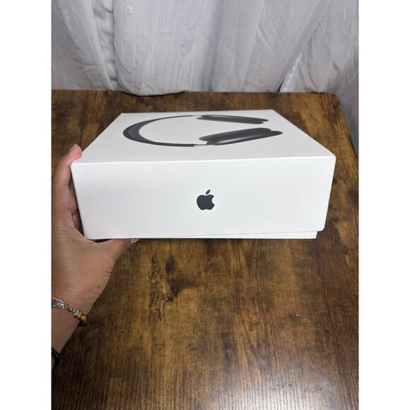 Apple AirPods Max Wireless Over-Ear Headset - Space Gray - EMPTY BOX ONLY - Picture 8 of 9